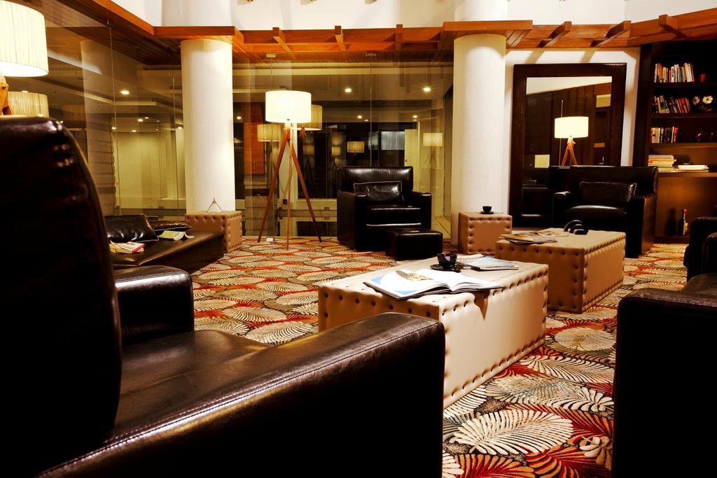 Aparthotel Melange Astris Bangalore Interno foto